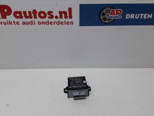 Gebruikte Computer Verlichting Audi A4 Avant (B7) 2.0 TDI 16V Prijs € 24,99 Margeregeling aangeboden door AP Autos