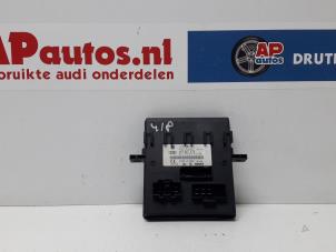 Gebruikte Computer Body Control Audi A6 Quattro (C6) 3.2 V6 24V FSI Prijs € 60,00 Margeregeling aangeboden door AP Autos