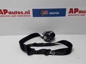 Gebruikte Veiligheidsgordel rechts-voor Audi A4 Avant (B7) 2.0 TDI 16V Prijs € 19,99 Margeregeling aangeboden door AP Autos
