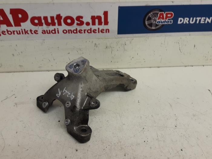 Gebruikte Motorsteun Audi A5 Quattro (B8C/S) 3.0 TDI V6 24V Prijs € 19,99 Margeregeling aangeboden door AP Auto's