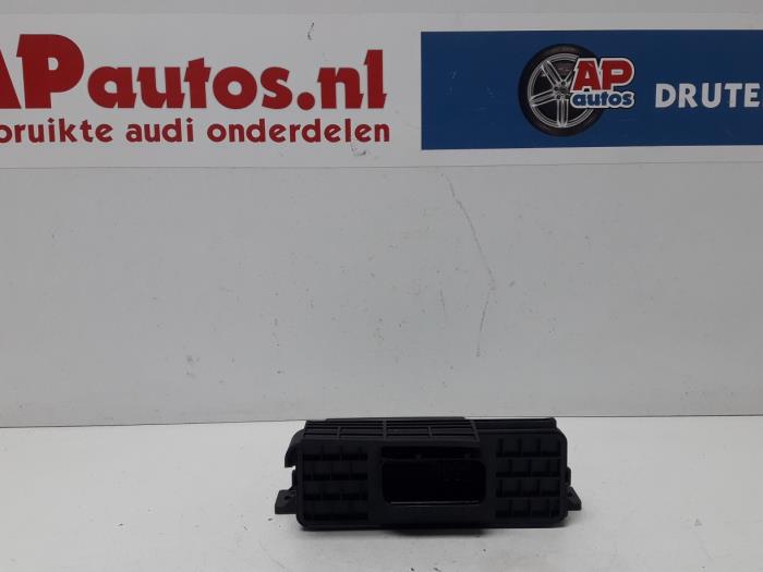 Gebruikte Computer boord Audi A6 Avant (C6) 2.4 V6 24V Prijs € 19,99 Margeregeling aangeboden door AP Auto's