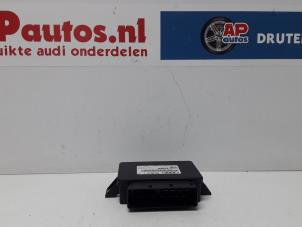 Gebruikte Computer Handrem Audi A4 Avant (B8) 2.0 TDI 16V Prijs € 50,00 Margeregeling aangeboden door AP Autos