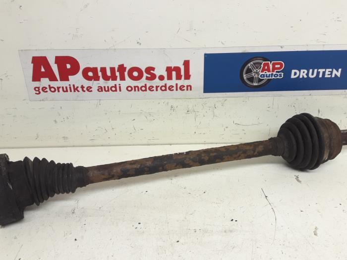 Gebruikte Aandrijfas links-achter Audi TT (8N3) 1.8 T 20V Quattro Prijs € 24,99 Margeregeling aangeboden door AP Auto's