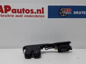 Gebruikte Slotmechaniek Achterklep Audi TT (8N3) 1.8 T 20V Quattro Prijs € 14,99 Margeregeling aangeboden door AP Autos