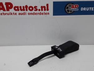 Gebruikte Deurvanger 4Deurs rechts-voor Audi A6 (C7) 2.0 TDI 16V Prijs € 19,99 Margeregeling aangeboden door AP Autos