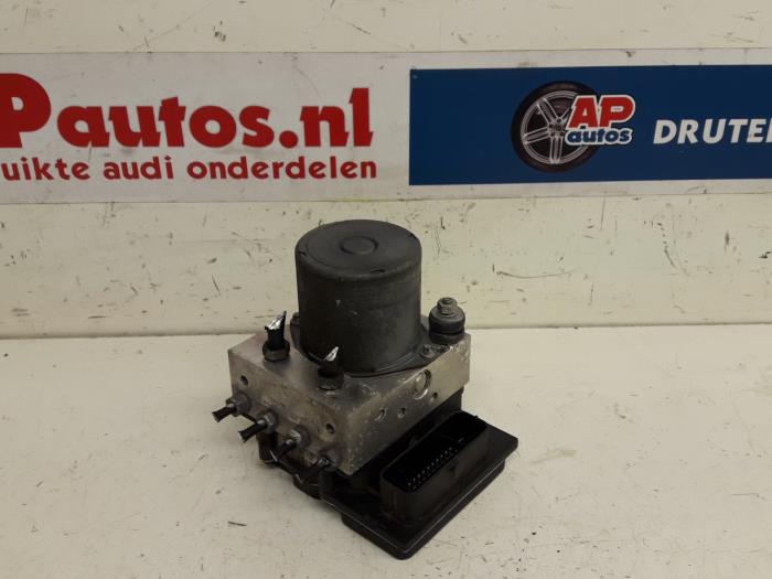 Gebruikte ABS Pomp Audi A4 Cabrio (B7) 2.0 TFSI 20V Prijs € 49,99 Margeregeling aangeboden door AP Auto's