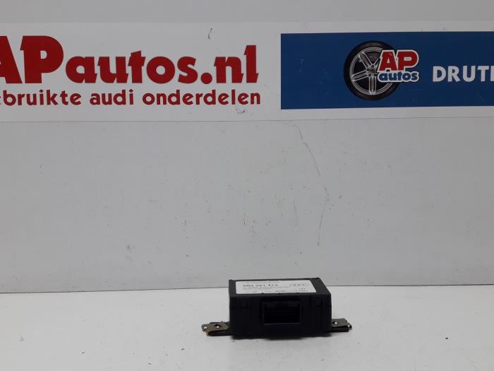 Gebruikte Alarm module Audi A4 Avant (B5) 1.6 Prijs € 24,99 Margeregeling aangeboden door AP Auto's