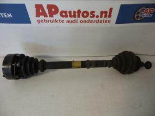 Gebruikte Homokineetas links-voor Audi Coupé (B3) 2.3 E Prijs € 24,99 Margeregeling aangeboden door AP Autos