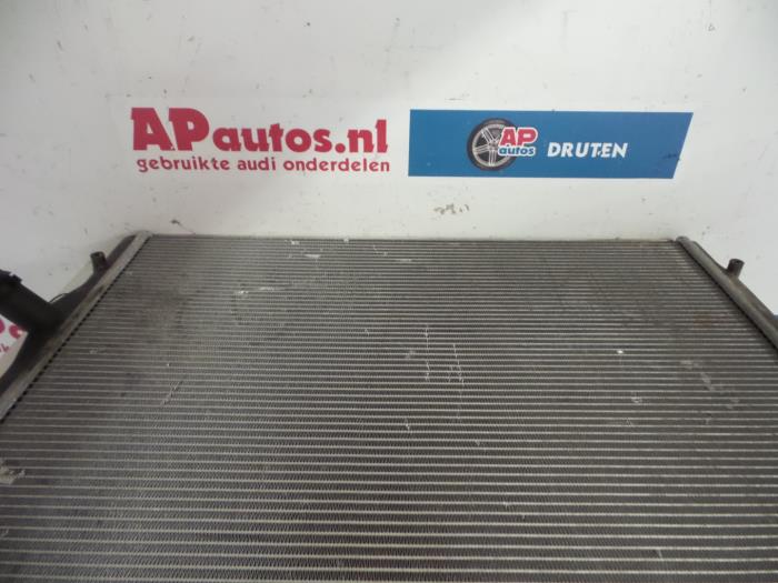 Gebruikte Radiateur Audi A3 Cabriolet (8P7) 2.0 TDI 16V Prijs € 24,99 Margeregeling aangeboden door AP Auto's