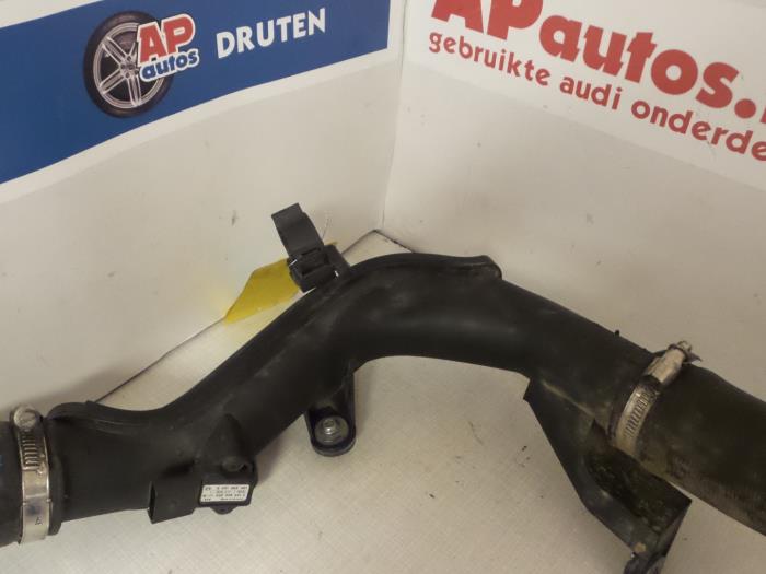 Gebruikte Oliedruk Leiding Audi A3 Cabriolet (8P7) 2.0 TDI 16V Prijs € 35,00 Margeregeling aangeboden door AP Auto's