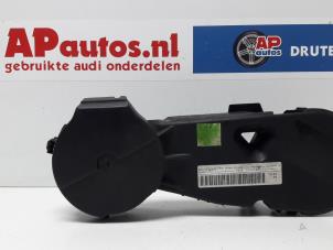 Gebruikte Afdekplaat diversen Audi A6 Avant Quattro (C6) 3.0 TDI V6 24V Prijs € 19,99 Margeregeling aangeboden door AP Autos