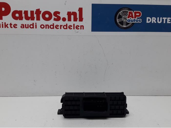 Gebruikte Boordcomputer Audi A6 Avant (C6) 2.7 TDI V6 24V Prijs € 19,99 Margeregeling aangeboden door AP Auto's