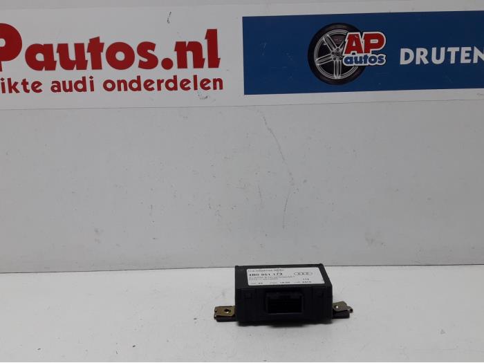 Gebruikte Alarm module Audi A4 Avant (B5) 1.8 20V Turbo Prijs € 24,99 Margeregeling aangeboden door AP Auto's