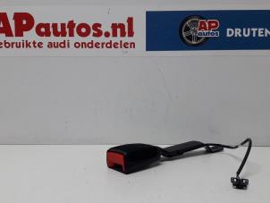 Gebruikte Veiligheidsgordel Insteek rechts-voor Audi A1 Prijs € 17,50 Margeregeling aangeboden door AP Autos