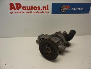 Gebruikte Waterpomp Audi A4 Avant (B5) 1.8 20V Prijs € 35,00 Margeregeling aangeboden door AP Autos