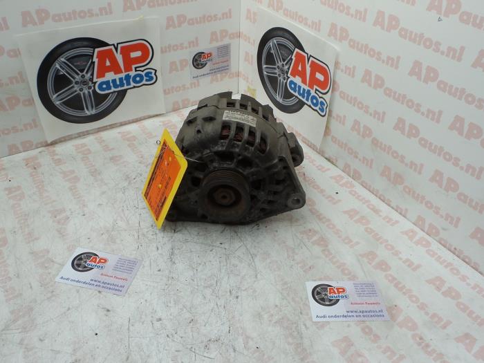 Gebruikte Dynamo Audi A4 Avant (B5) 1.8 20V Prijs € 49,99 Margeregeling aangeboden door AP Auto's