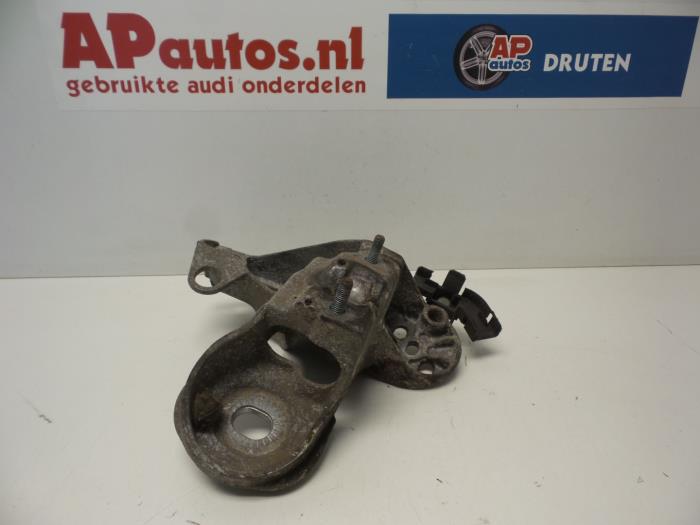Gebruikte Motorsteun Audi A4 Avant (B5) 1.9 TDI Prijs € 19,99 Margeregeling aangeboden door AP Auto's