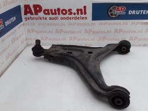 Gebruikte Draagarm onder links-voor Audi Cabrio (B4) 2.3 E Prijs € 19,99 Margeregeling aangeboden door AP Autos