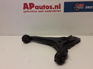 Gebruikte Draagarm links-voor Audi Cabrio (B4) 2.0 E Prijs € 19,99 Margeregeling aangeboden door AP Autos