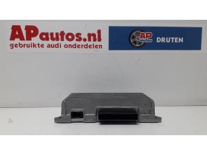 Gebruikte Radio versterker Audi A4 (B8) 2.0 TDI 16V Prijs € 110,00 Margeregeling aangeboden door AP Autos