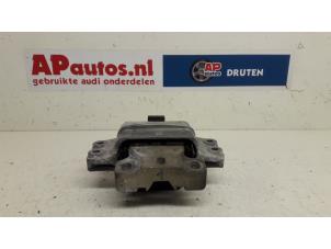 Gebruikte Versnellingsbak Steun Audi A3 (8P1) 1.9 TDI Prijs € 35,00 Margeregeling aangeboden door AP Autos