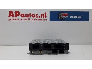 Gebruikte Radio module Audi A8 (D3) 3.7 V8 40V Quattro Prijs € 125,00 Margeregeling aangeboden door AP Autos