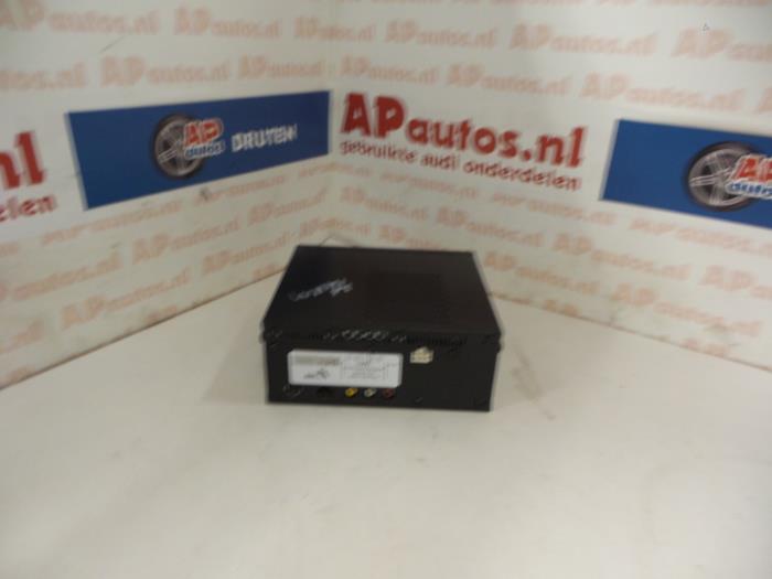 Gebruikte Module (diversen) Audi A8 (D2) 4.2 V8 40V Quattro Prijs € 34,99 Margeregeling aangeboden door AP Auto's