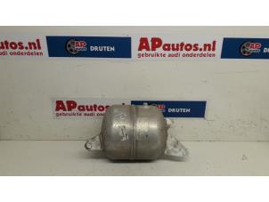 Gebruikte Luchtketel Audi Allroad (C5) 2.5 V6 TDI 24V Prijs € 24,99 Margeregeling aangeboden door AP Auto's