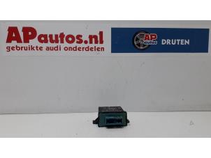 Gebruikte Module Verlichting Audi TT (8J3) 3.2 V6 24V Quattro Prijs € 24,99 Margeregeling aangeboden door AP Autos