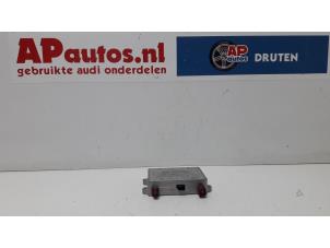 Gebruikte Antenne Versterker Audi TT (8J3) 3.2 V6 24V Quattro Prijs € 27,50 Margeregeling aangeboden door AP Autos