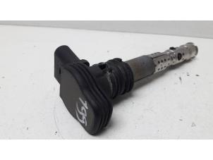 Bobine van een Audi TT (8N3) 1.8 20V Turbo Quattro 2003