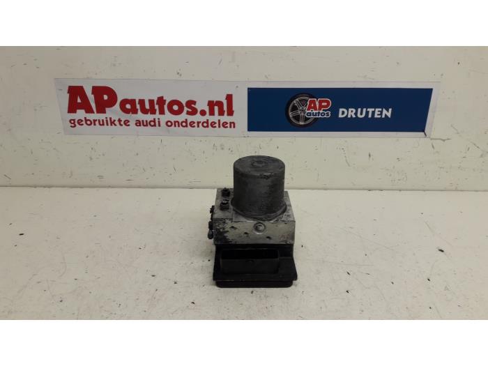 Gebruikte ABS Pomp Audi A4 Avant (B8) 2.0 TDI 16V Prijs € 124,99 Margeregeling aangeboden door AP Auto's