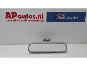 Gebruikte Spiegel binnen Audi A4 Avant (B8) 2.0 TDI 16V Prijs € 50,00 Margeregeling aangeboden door AP Autos