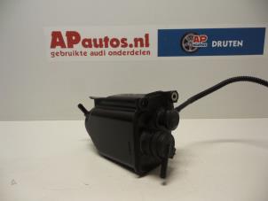 Gebruikte Koolstoffilter Audi A3 (8L1) 1.6 Prijs € 20,00 Margeregeling aangeboden door AP Autos