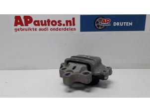 Gebruikte Versnellingsbak Steun Audi TT (8J3) 2.0 TDI 16V Quattro Prijs € 30,00 Margeregeling aangeboden door AP Autos