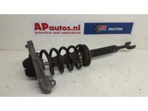 Gebruikte Mac Phersonpoot rechts-voor Audi A4 (B6) 2.0 20V Prijs € 29,99 Margeregeling aangeboden door AP Auto's