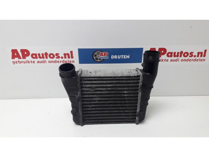 Gebruikte Intercooler Audi A4 Avant (B7) 2.0 TDI 16V Prijs € 24,99 Margeregeling aangeboden door AP Auto's