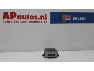 Gebruikte Computer Verlichting Audi A4 (B8) 2.0 TFSI 16V Prijs € 24,99 Margeregeling aangeboden door AP Autos