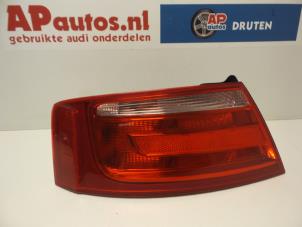 Gebruikte Achterlicht links Audi A5 Quattro (B8C/S) 3.0 TDI V6 24V Prijs € 65,00 Margeregeling aangeboden door AP Autos