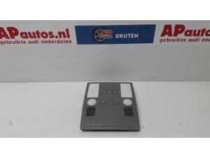 Gebruikte Binnenverlichting achter Audi A8 (D3) 3.7 V8 40V Quattro Prijs € 19,99 Margeregeling aangeboden door AP Autos