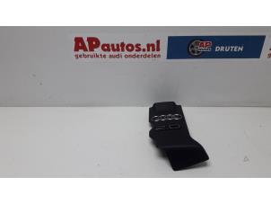 Gebruikte Motor Beschermplaat Audi A4 (B5) 2.4 30V Prijs € 19,99 Margeregeling aangeboden door AP Auto's