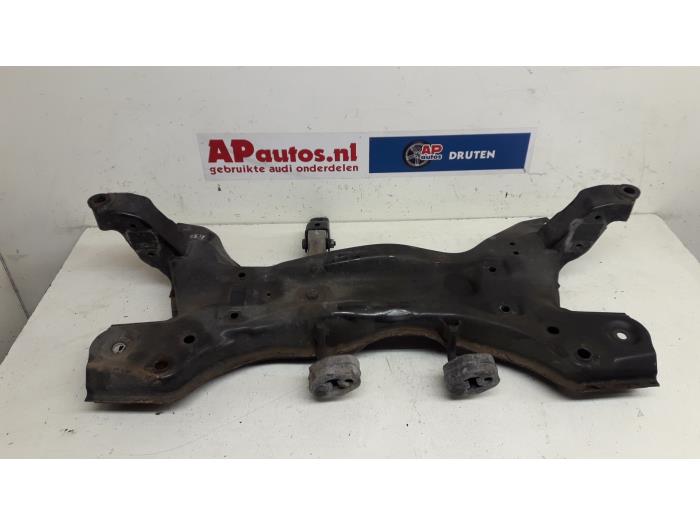 Gebruikte Subframe Audi A1 (8X1/8XK) 1.6 TDI 16V Prijs € 39,95 Margeregeling aangeboden door AP Auto's