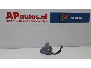 Gebruikte Antenne Audi A6 Avant (C6) 2.7 TDI V6 24V Prijs € 19,99 Margeregeling aangeboden door AP Autos