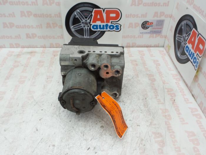 Gebruikte ABS Pomp Audi A6 (C4) 2.6 V6 Prijs € 149,99 Margeregeling aangeboden door AP Auto's
