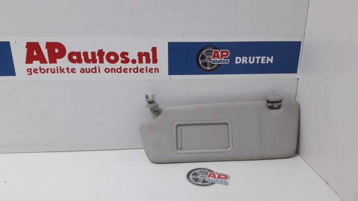 Zonneklep van een Audi A4 (B8) 2.0 TDI 16V 2009