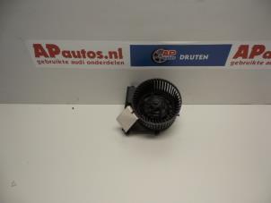 Gebruikte Kachelklep Motor Audi A3 (8L1) 1.8 20V Prijs € 35,00 Margeregeling aangeboden door AP Autos