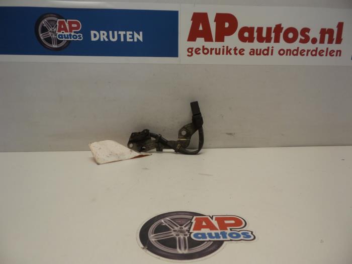 Gebruikte Nokkenas Sensor Audi A4 (B6) 2.0 20V Prijs € 9,99 Margeregeling aangeboden door AP Auto's