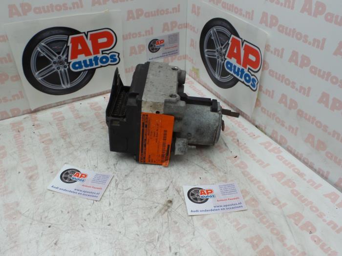 Gebruikte ABS Pomp Audi A6 (C4) 2.6 V6 Prijs € 39,99 Margeregeling aangeboden door AP Auto's