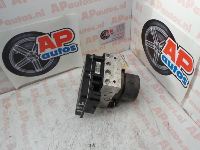 Gebruikte ABS Pomp Audi A4 (B7) 2.0 TDI 16V Prijs € 24,99 Margeregeling aangeboden door AP Auto's