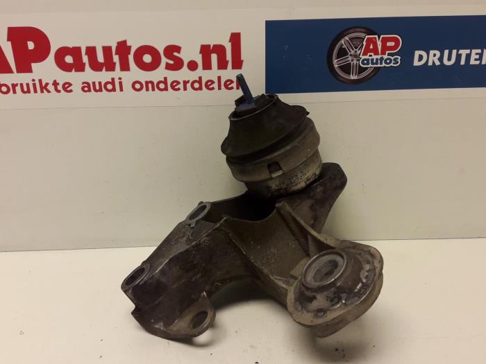 Gebruikte Motorrubber Audi A6 (C5) 2.4 V6 30V Prijs € 19,99 Margeregeling aangeboden door AP Auto's